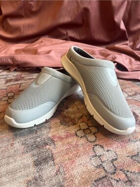 NEW Spenco Womens Bliss Orthotic Mesh Recovery Mules Clogs Gray Sz 9W w/Dust Bag